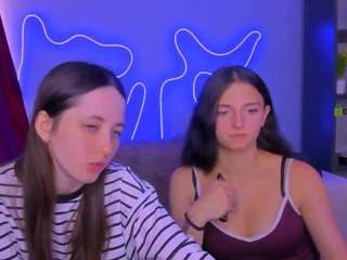 bella-dorn1 live cam preview