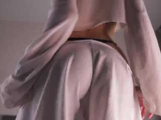LaverneRm live cam preview