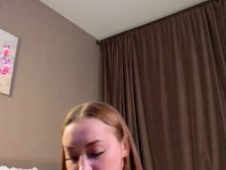 LaverneRm live cam preview