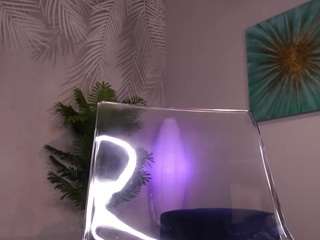 miraxmonroe live webcam show