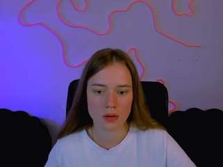sadie-peach