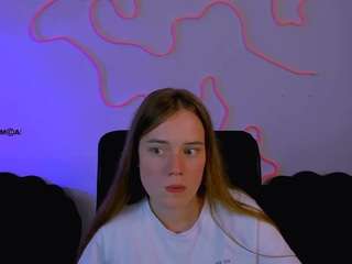 sadie-peach live webcam show