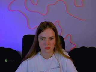 sadie-peach