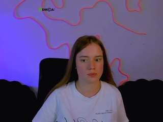 sadie-peach live webcam show