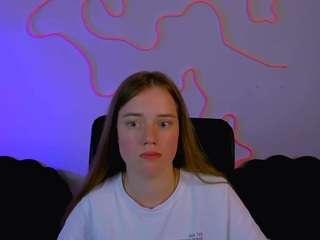 sadie-peach