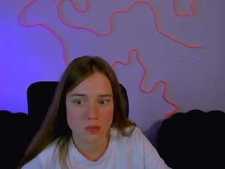 sadie-peach's live room