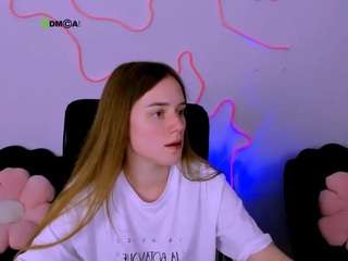 sadie-peach
