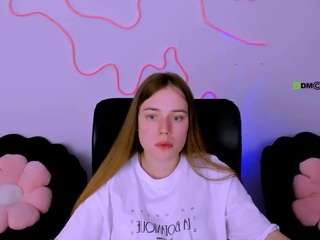 sadie-peach