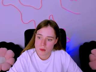 sadie-peach