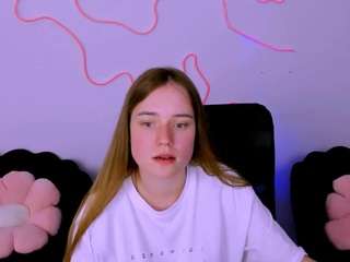 sadie-peach