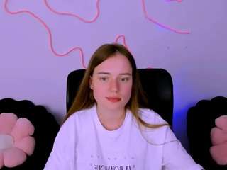 sadie-peach
