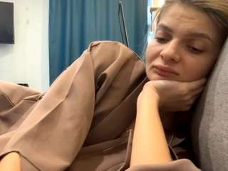 AlyseBrus live webcam show