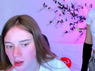 freya-cute live webcam show