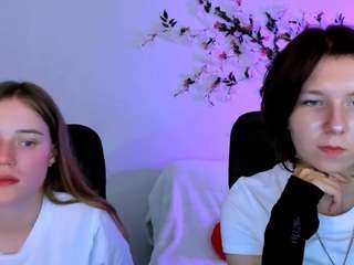 freya-cute live webcam show