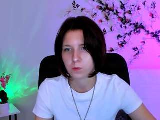 freya-cute live webcam show
