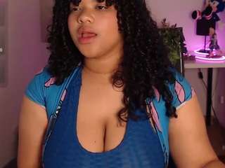 anna-curly18's live room