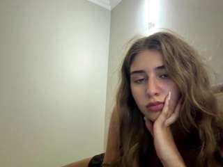 Danyelletsuchiya's cam show statistics and live stream