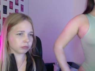 emma-bless live webcam show