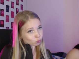 emma-bless live webcam show