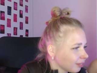 emma-bless's live room