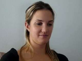laraedonnel live webcam show