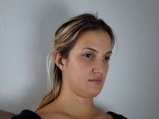 laraedonnel Sex Cam Show