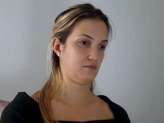 laraedonnel live webcam show