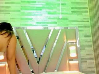 melani-rouse1's live room