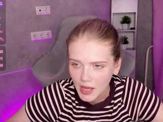 Alisa Allison live webcam show