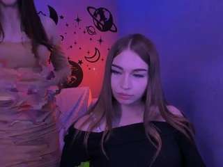 le modèle anneta-moon1 est en webcam porno dans un show sur le site camsoda, il possède les tags suivants: ahegao,public,anal toys,mature,middle aged,naked,natural,nature,normal,pov,sexy,hairy pussy,skinny,smoking,squirter,strip,striptease,teen 18,toys,twerk