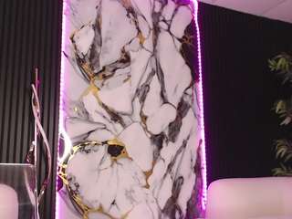 ArielleX live webcam show