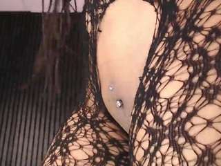 ArielleX live webcam show