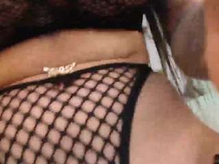 ArielleX live cam preview