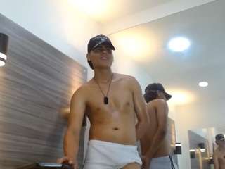 lelehott01 live webcam show