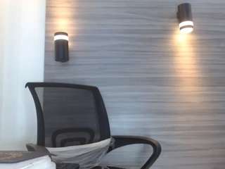 LeleHott01 live webcam show
