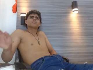 LeleHott01 live webcam show