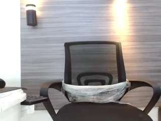 lelehott01