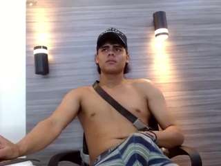 LeleHott01 live cam preview