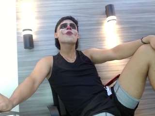 LeleHott01 live cam preview