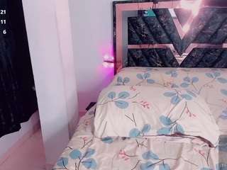 LuxNyx live webcam show
