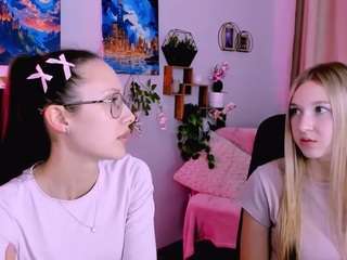 astra-boom live webcam show