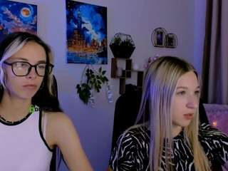 astra-boom live webcam show