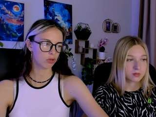 astra-boom live webcam show