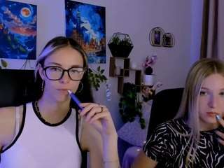 astra-boom live webcam show