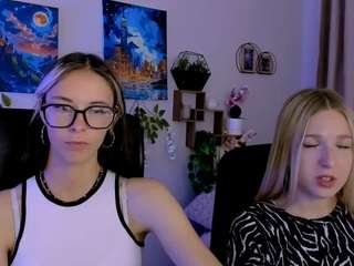 astra-boom live webcam show