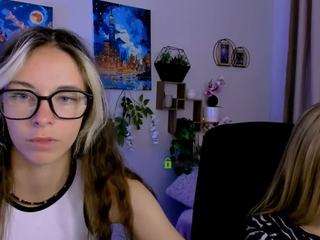 astra-boom live webcam show