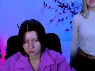 astra-boom live webcam show