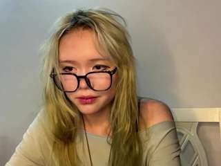 devorakolwyck live webcam show