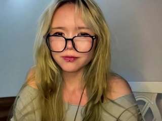 devorakolwyck live webcam show
