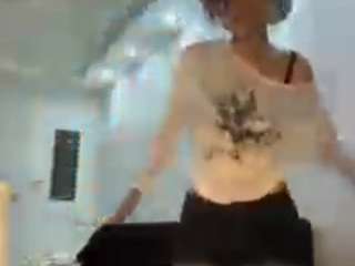 devorakolwyck live webcam show